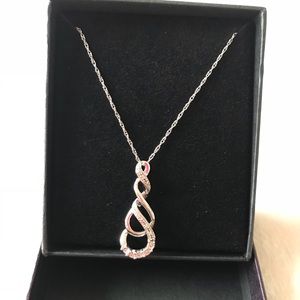 Gordon’s jewelers silver diamond necklace